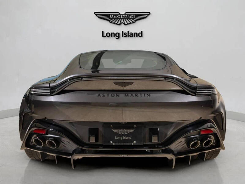 2025 Aston Martin Vantage