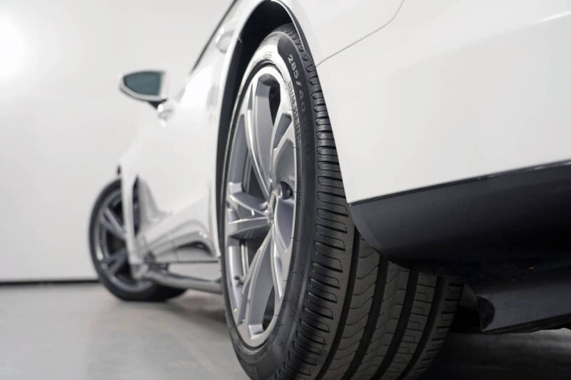 2022 Audi e-tron GT quattro Premium Plus