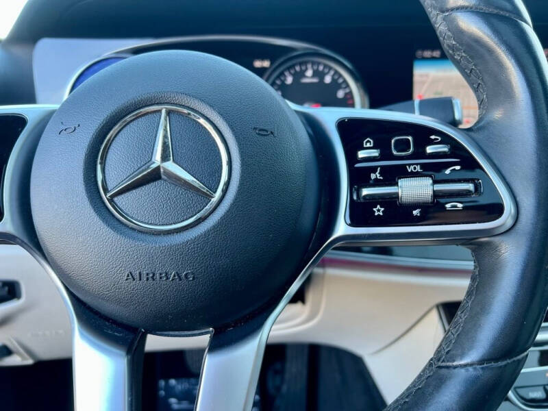 2019 Mercedes-Benz E-Class E 300