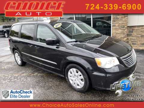 2013 Chrysler Town and Country for sale at CHOICE AUTO SALES in Murrysville PA
