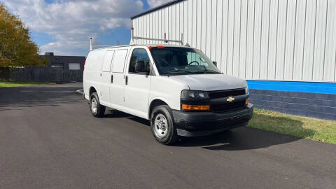 2022 Chevrolet Express 2500