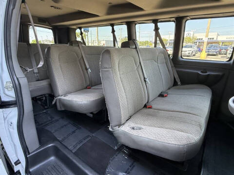 2023 Chevrolet Express LT 3500