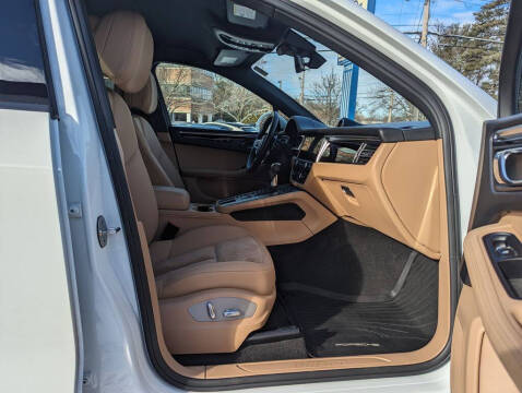 2020 Porsche Macan