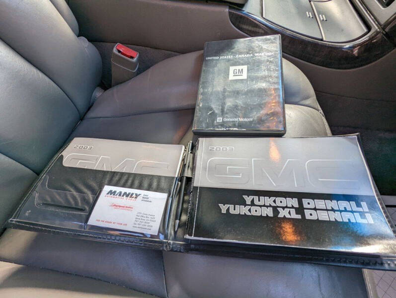 2003 GMC Yukon XL Denali