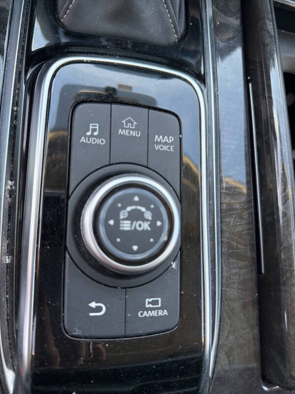 2024 Infiniti QX80 Luxe