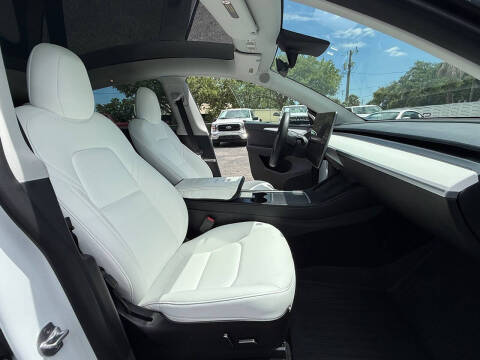 2023 Tesla Model Y Long Range