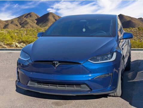 2023 Tesla Model X Standard Range