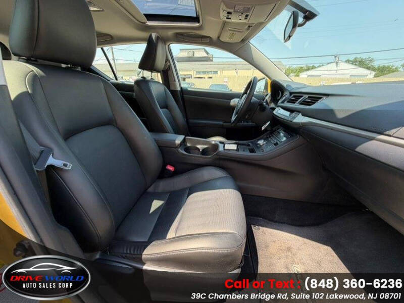 2011 Lexus CT 200h Premium