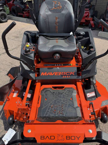 2026 Bad Boy MAVERICK HD 54" VANGUARD