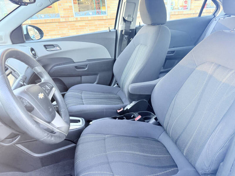 2014 Chevrolet Sonic LT Auto