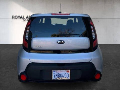 2015 Kia Soul +