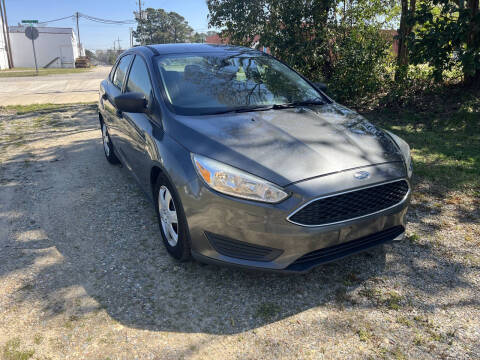 2016 Ford Focus for sale at Ideal Auto Sales in Dunn NC