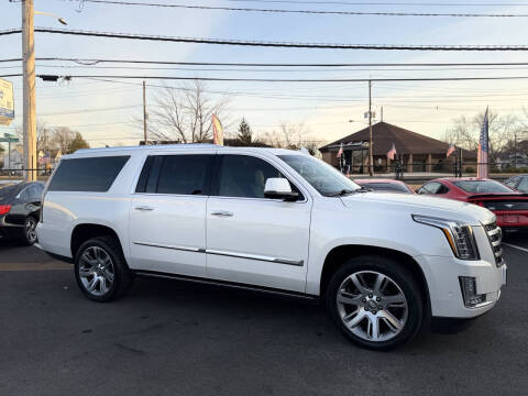 2017 Cadillac Escalade ESV Premium Luxury