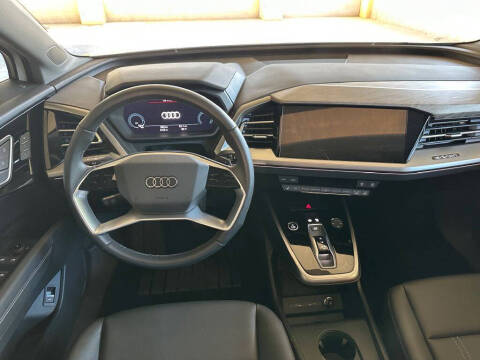 2024 Audi Q4 e-tron quattro Premium Plus 55