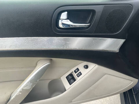 2014 Infiniti Q60 Coupe Journey