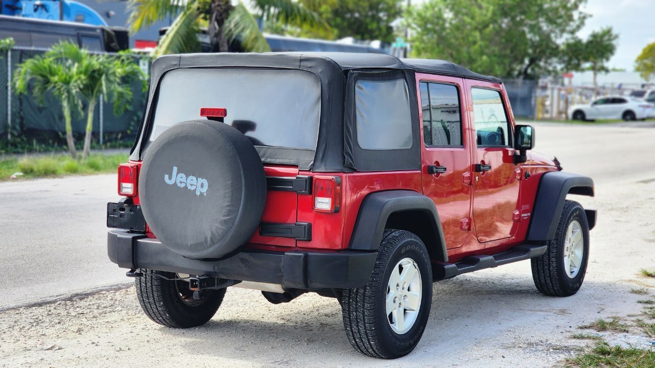 2011 Jeep Wrangler Unlimited  - $14,900
