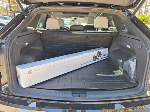 2026 Volkswagen Atlas Cross Sport SEL Premium R-Line 4Motion