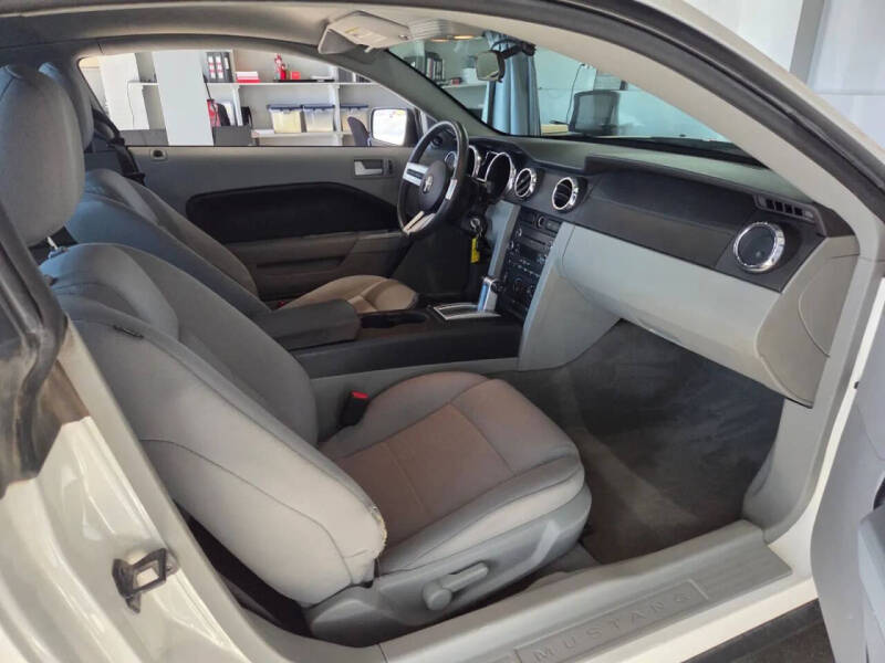 2009 Ford Mustang V6 Premium