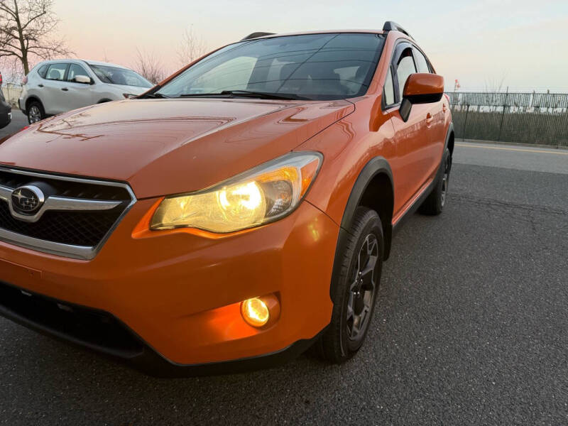 2013 Subaru XV Crosstrek Premium photo 2