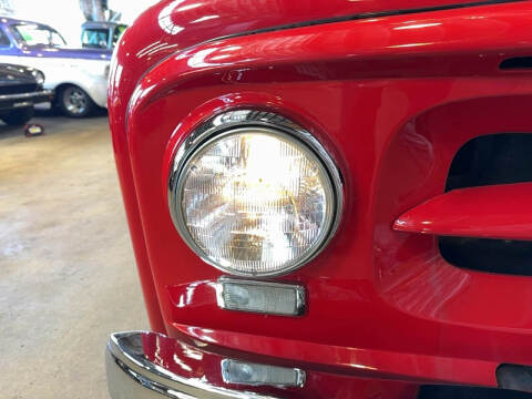 1955 International R-100