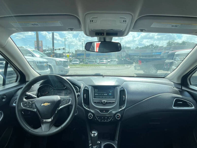 2018 Chevrolet Cruze LT Auto