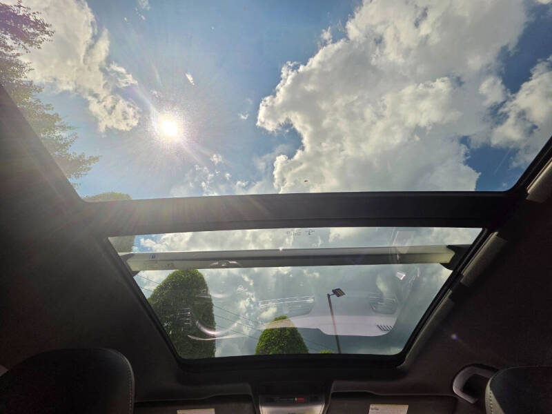 2021 Volkswagen Tiguan SE R-Line Black