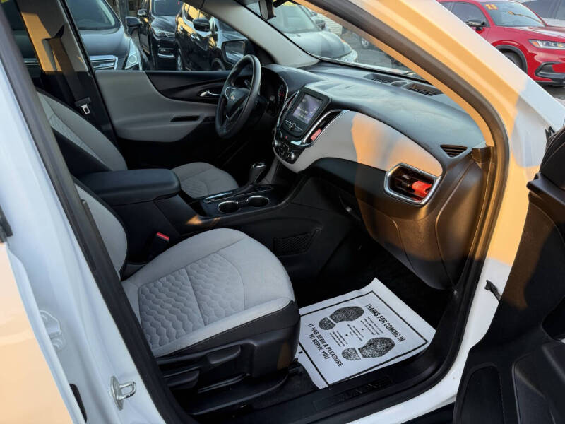 2018 Chevrolet Equinox LS