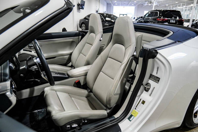 2017 Porsche 911 Carrera