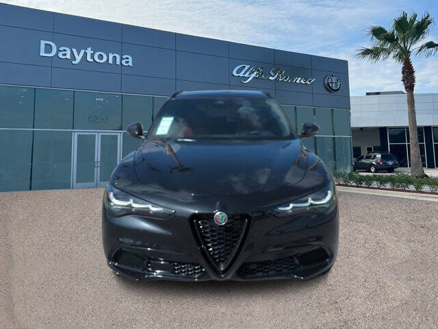 2025 Alfa Romeo Stelvio