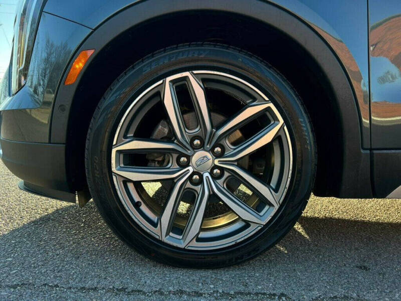 2019 Cadillac XT4 Premium Luxury