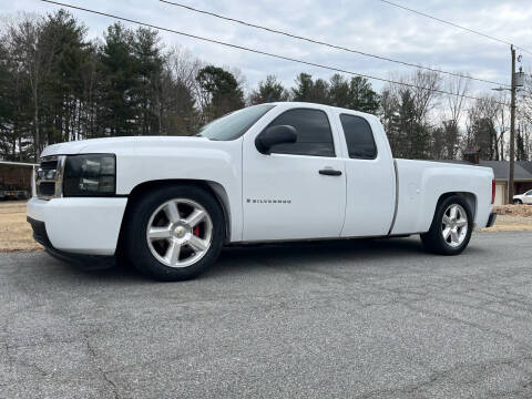 2007 Chevrolet Silverado 1500 for sale at 3C Automotive LLC in Wilkesboro NC