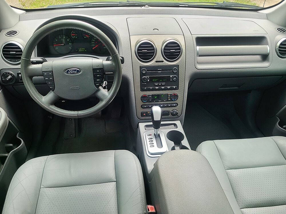 2005 Ford Freestyle for sale at Flagler Auto Center in Bunnell, FL