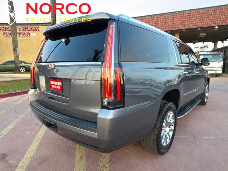 2019 Cadillac Escalade ESV Luxury