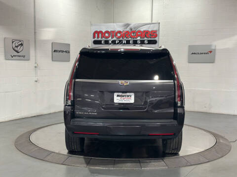 2018 Cadillac Escalade Luxury