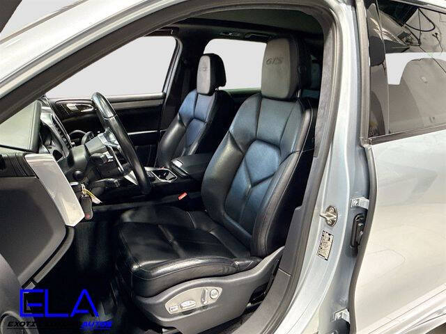 2016 Porsche Cayenne GTS