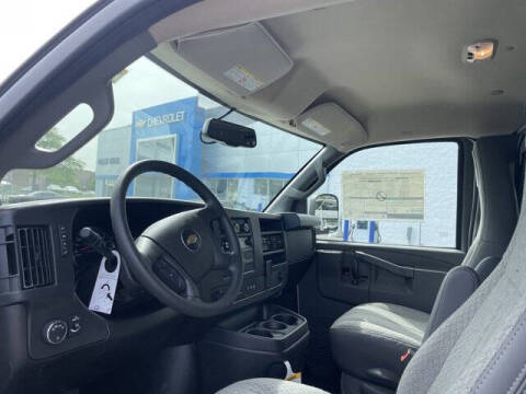 2025 Chevrolet Express 3500