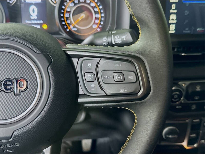 2024 Jeep Gladiator Sport