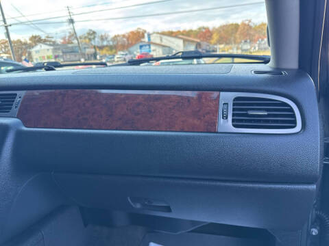 2011 Chevrolet Avalanche LTZ