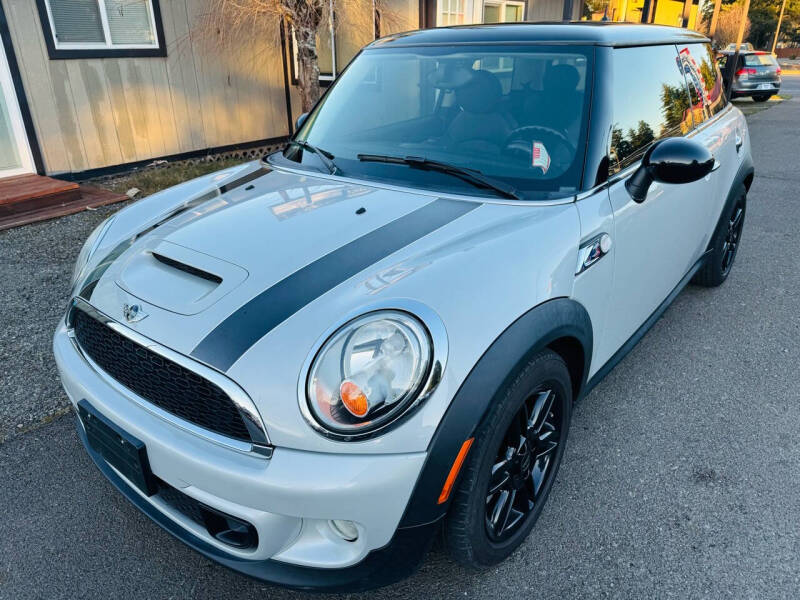 Used 2013 MINI Cooper S with VIN WMWSV3C57DT393015 for sale in Tacoma, WA