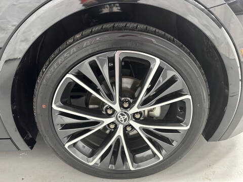 2025 Toyota Prius XLE