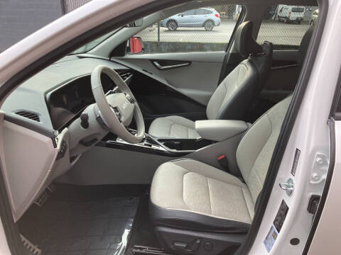 2023 Kia Niro EV Wave