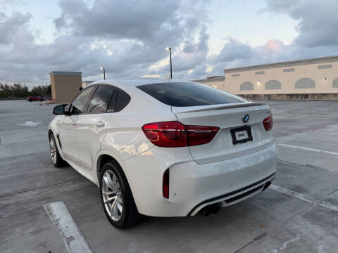 2016 BMW X6 M