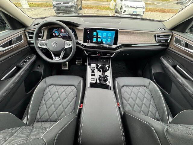 2026 Volkswagen Atlas SEL Premium R-Line 4Motion