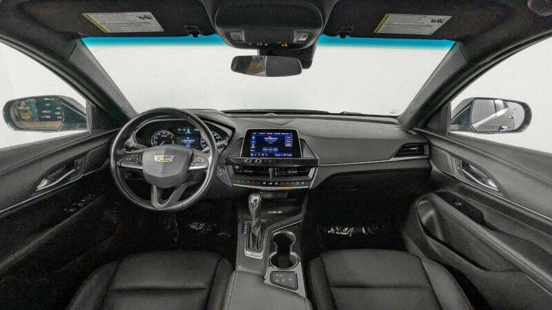 2024 Cadillac CT4 Luxury