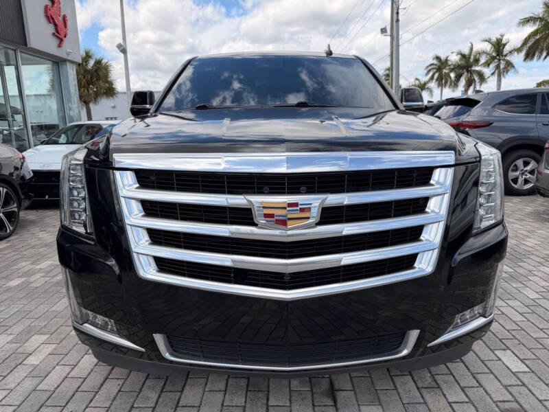 2018 Cadillac Escalade ESV Luxury