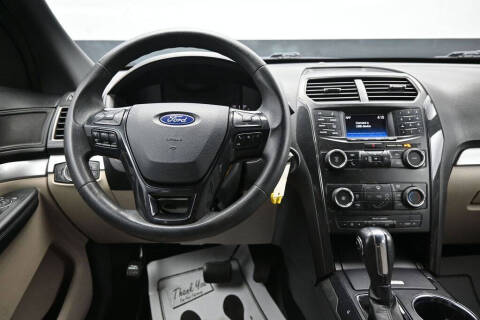 2019 Ford Explorer