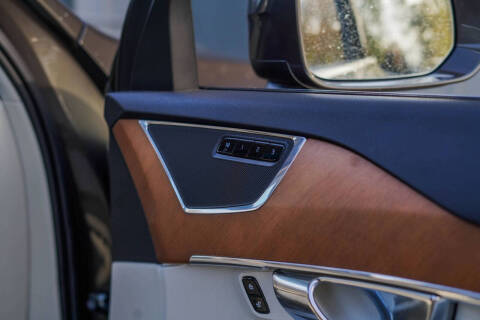 2018 Volvo XC90 T6 Inscription