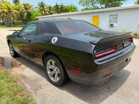 2019 Dodge Challenger SXT