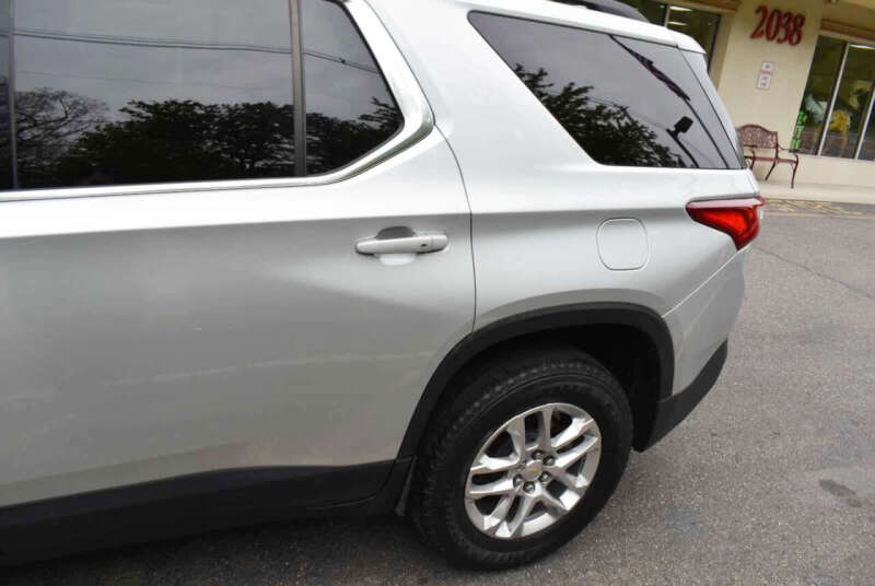 2020 Chevrolet Traverse LT Leather