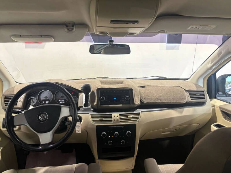 2009 Volkswagen Routan